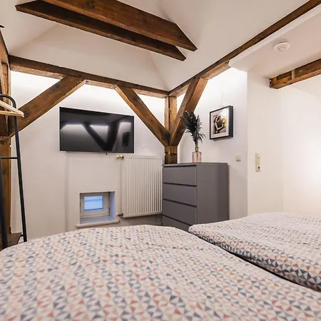 Altstadt-studios Neuer Markt 슈트랄준트