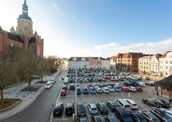 Апартаменты Altstadt-studios Neuer Markt Штральзунд